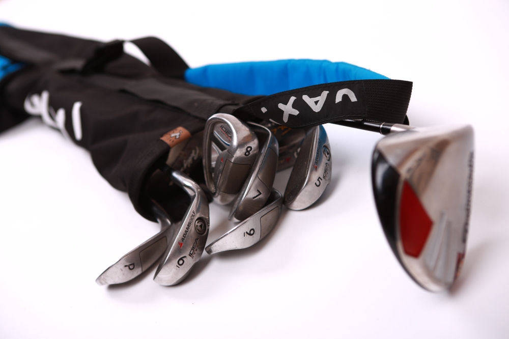 GOLF CARRY BAG - Hi there! UAX is one team now and you are part of it! Share and use hashtag #uaxdesign