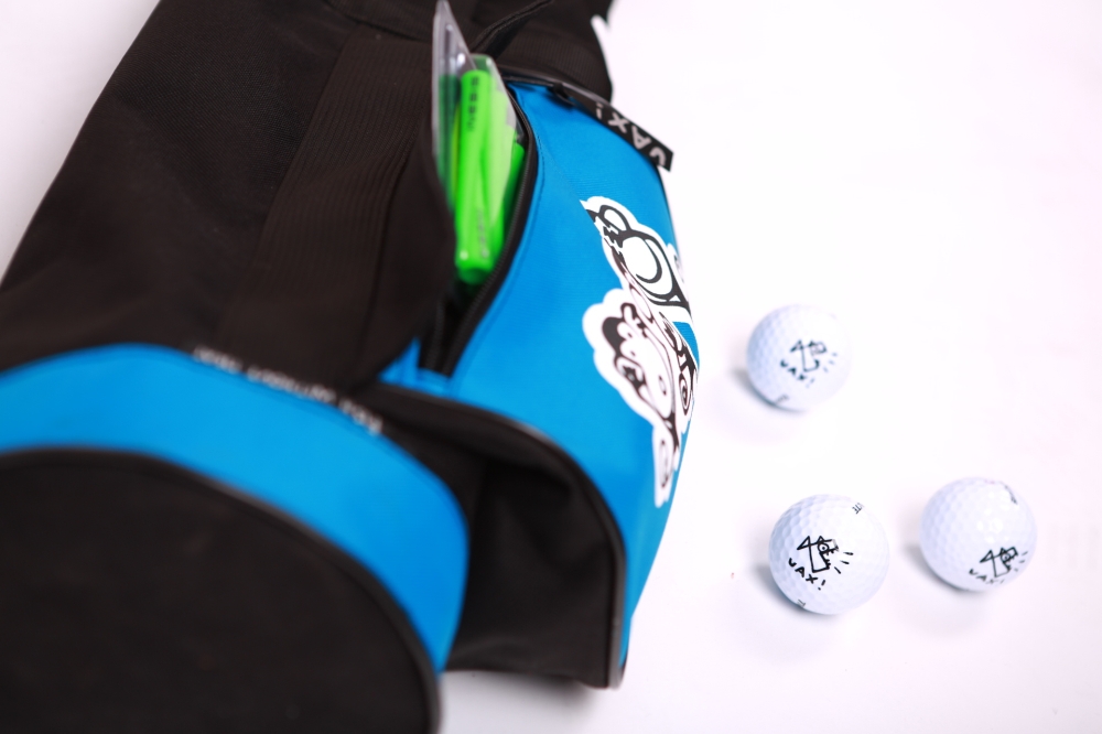 GOLF CARRY BAG - Hi there! UAX is one team now and you are part of it! Share and use hashtag #uaxdesign