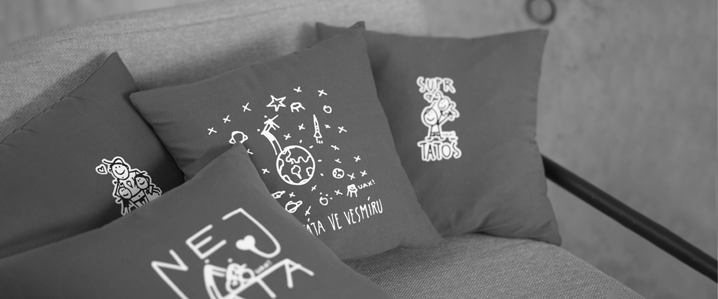 Povlak na polštář 40x40 s potiskem UAX 2025